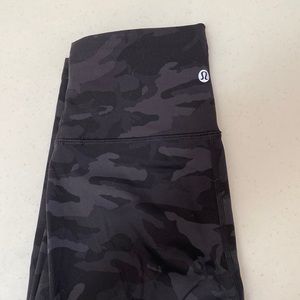 Lululemon wonder train tights